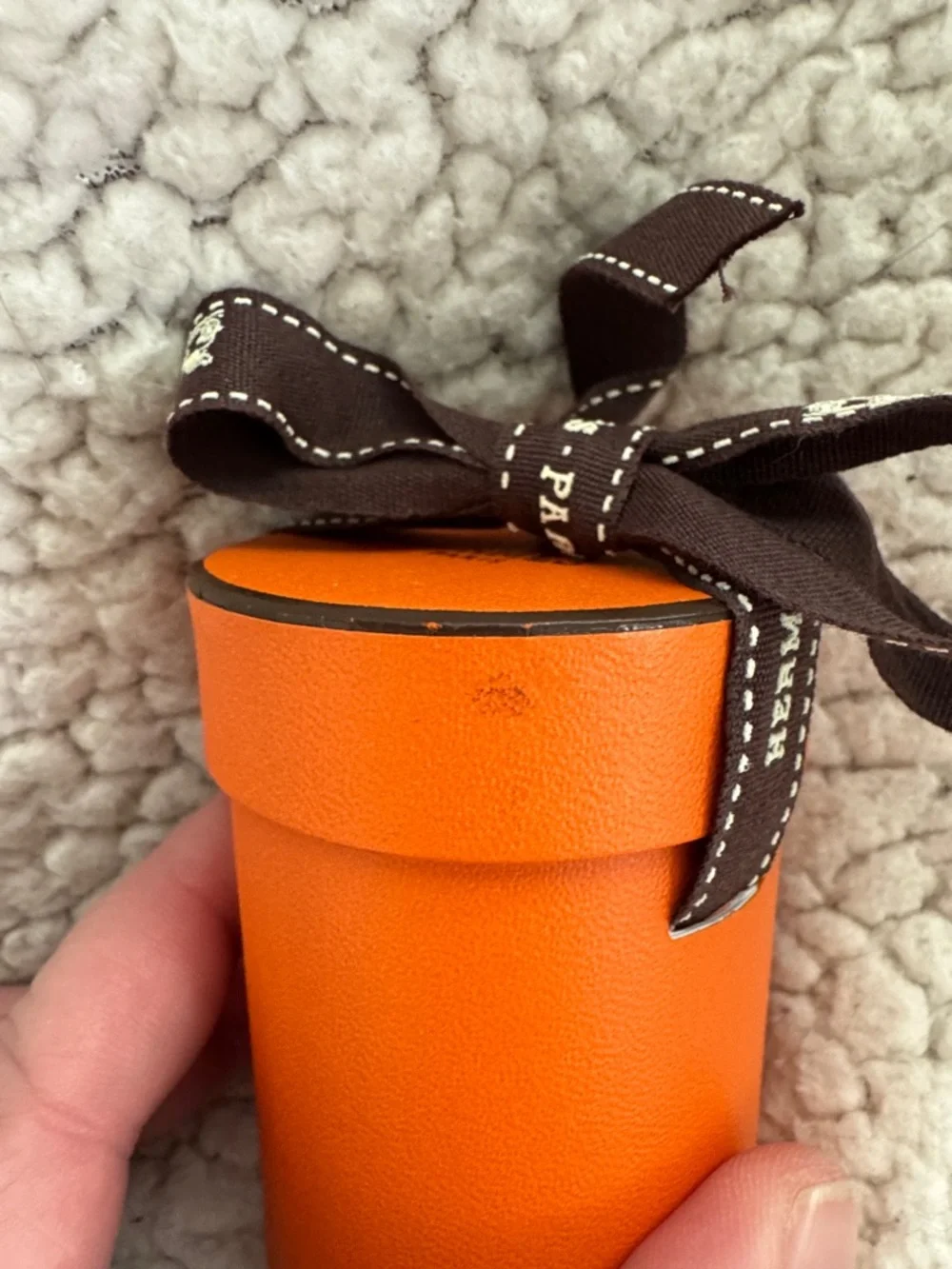 Hermès Paris Les Cles A Pois Twilly white, gray and pink dots - Picture 7 of 7